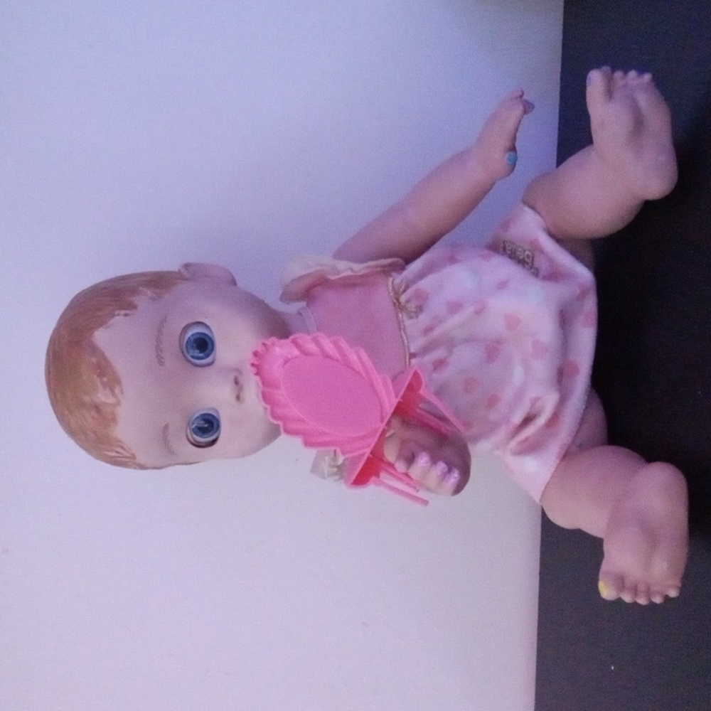 Luva Bella - Picture 2 of 4